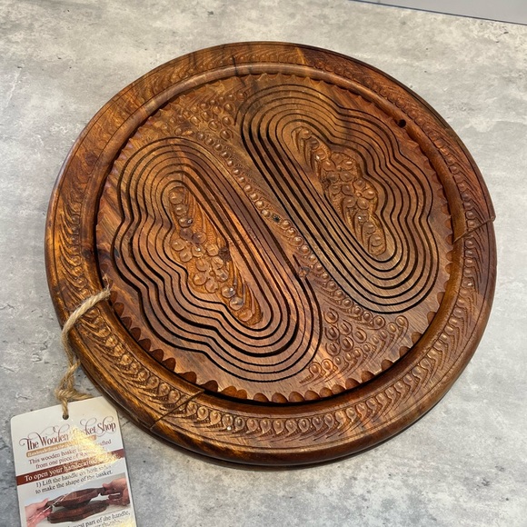 Wooden Collapsible Carved Basket/Trivet Two Compartments Rosewood NEW - Picture 2 of 14